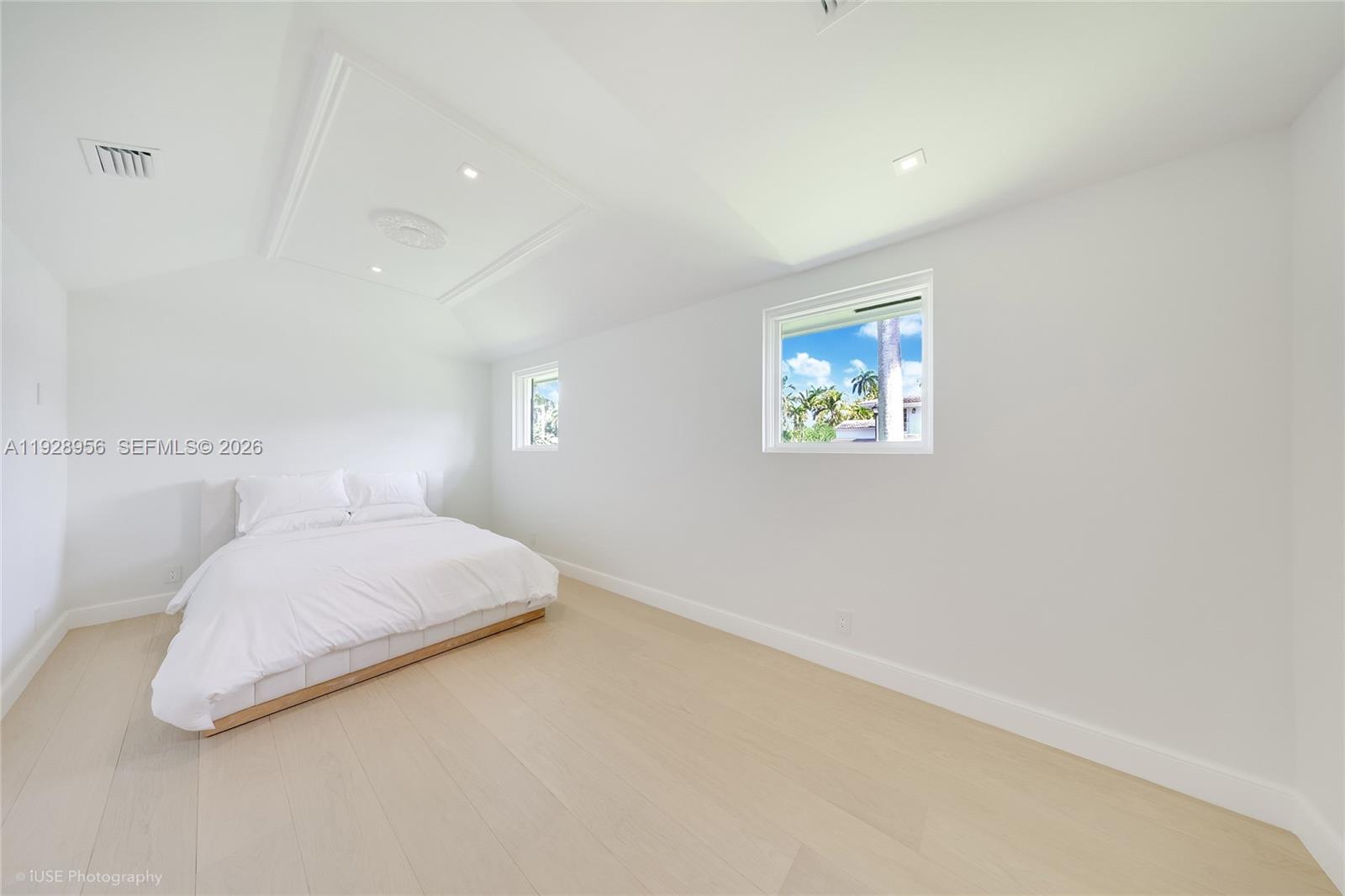 55 La Gorce Circle Property Photo 25