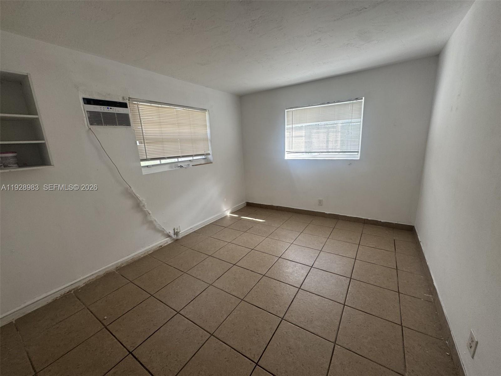923 Se 2nd Avenue 1-6 Property Photo 11