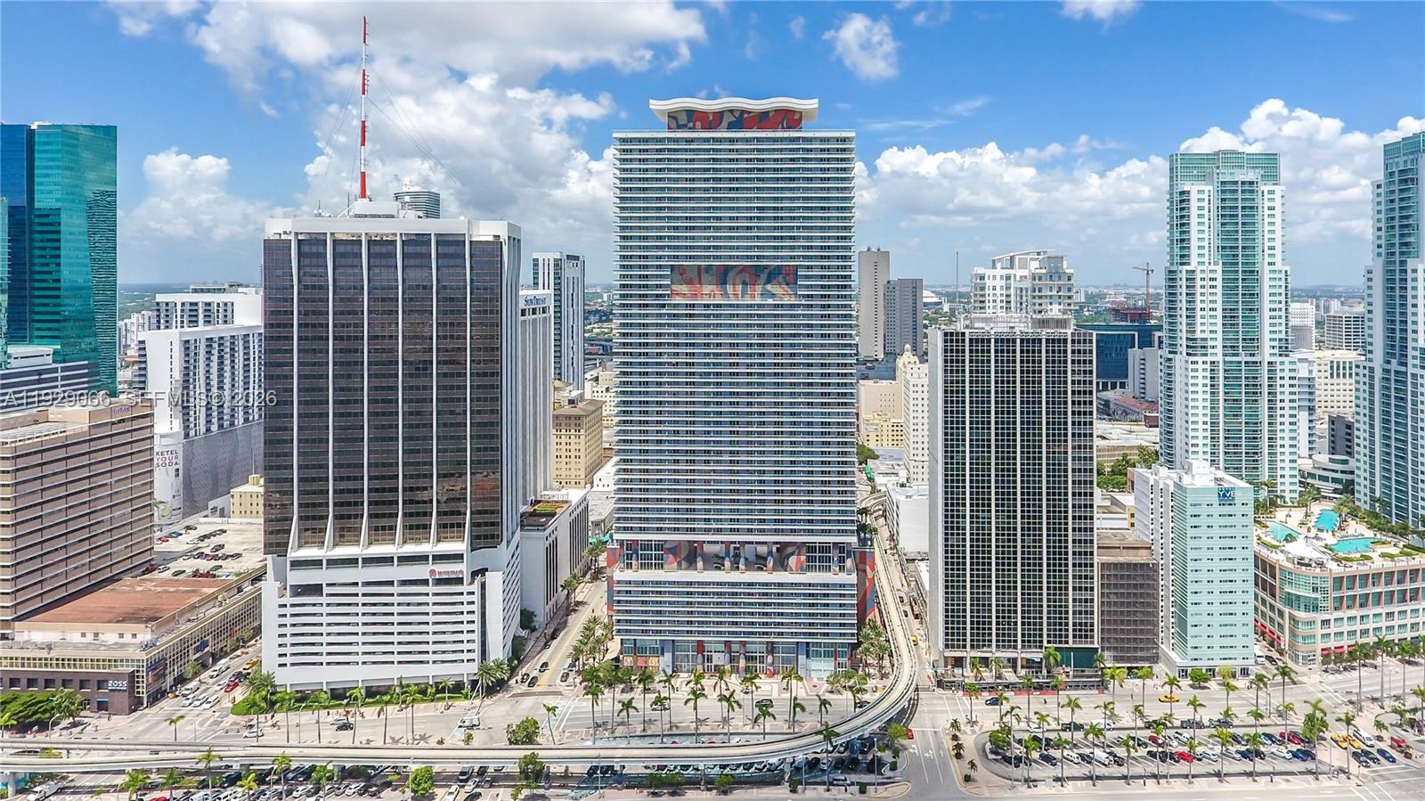 50 Biscayne Boulevard 503 Property Photo 4