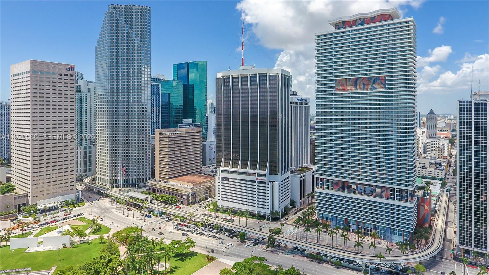50 Biscayne Boulevard 503 Property Photo 8