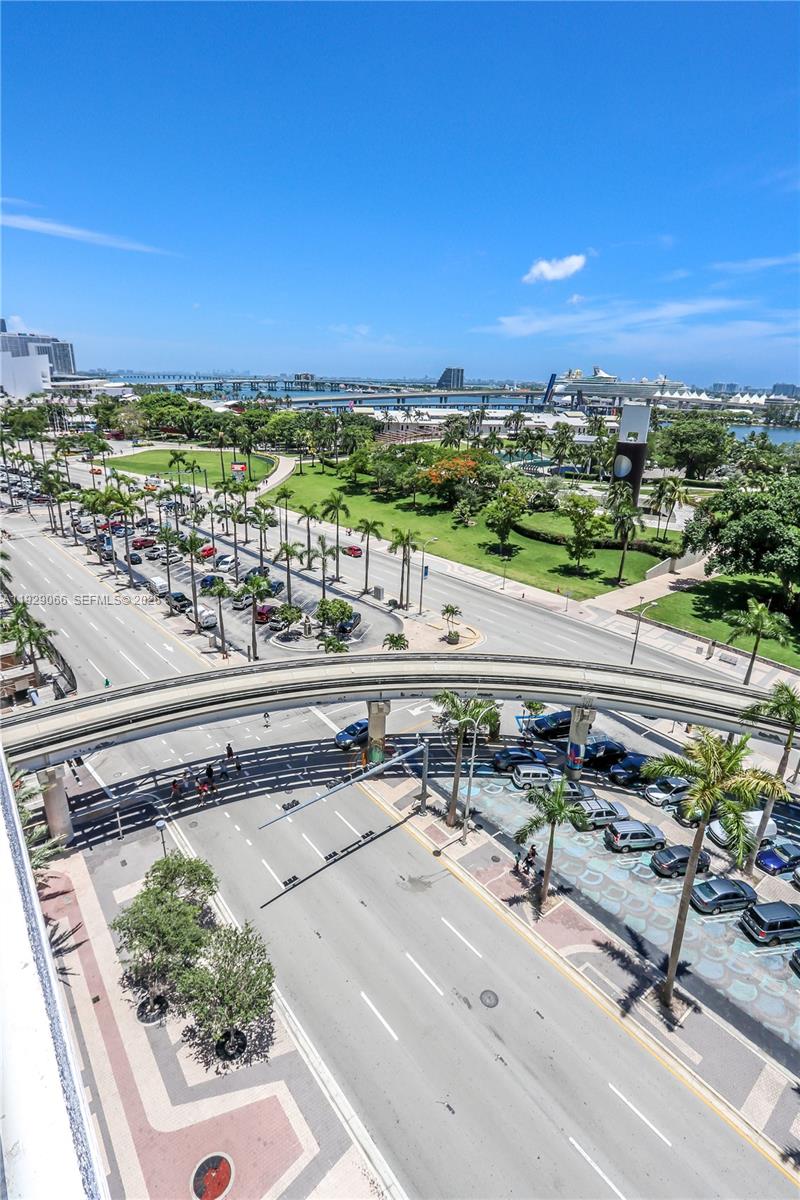 50 Biscayne Boulevard 503 Property Photo 17