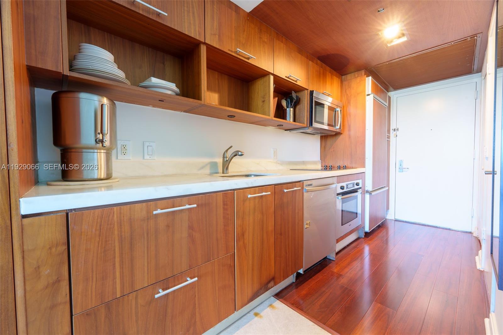 50 Biscayne Boulevard 503 Property Photo 26