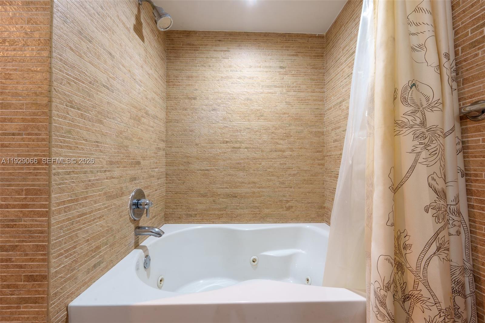 50 Biscayne Boulevard 503 Property Photo 28