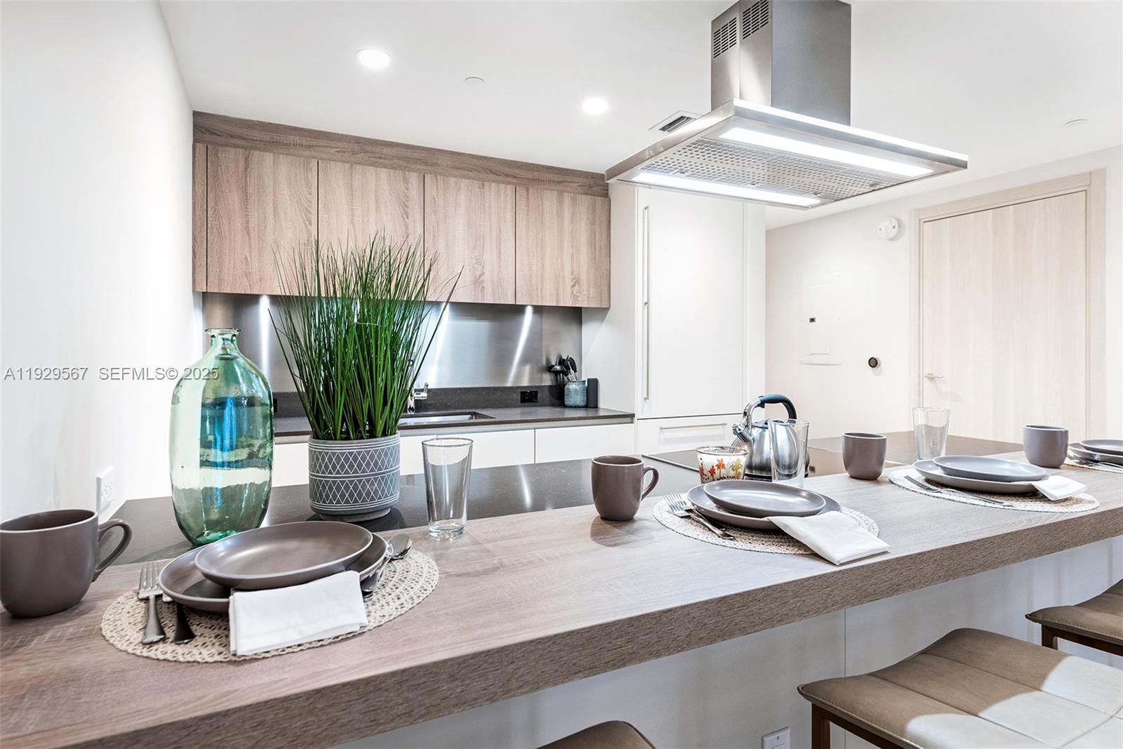 1000 Brickell Plaza 4005 Property Photo 6