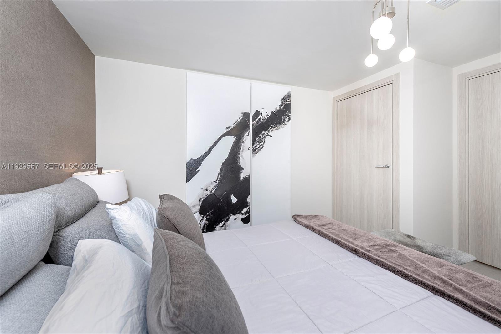 1000 Brickell Plaza 4005 Property Photo 13