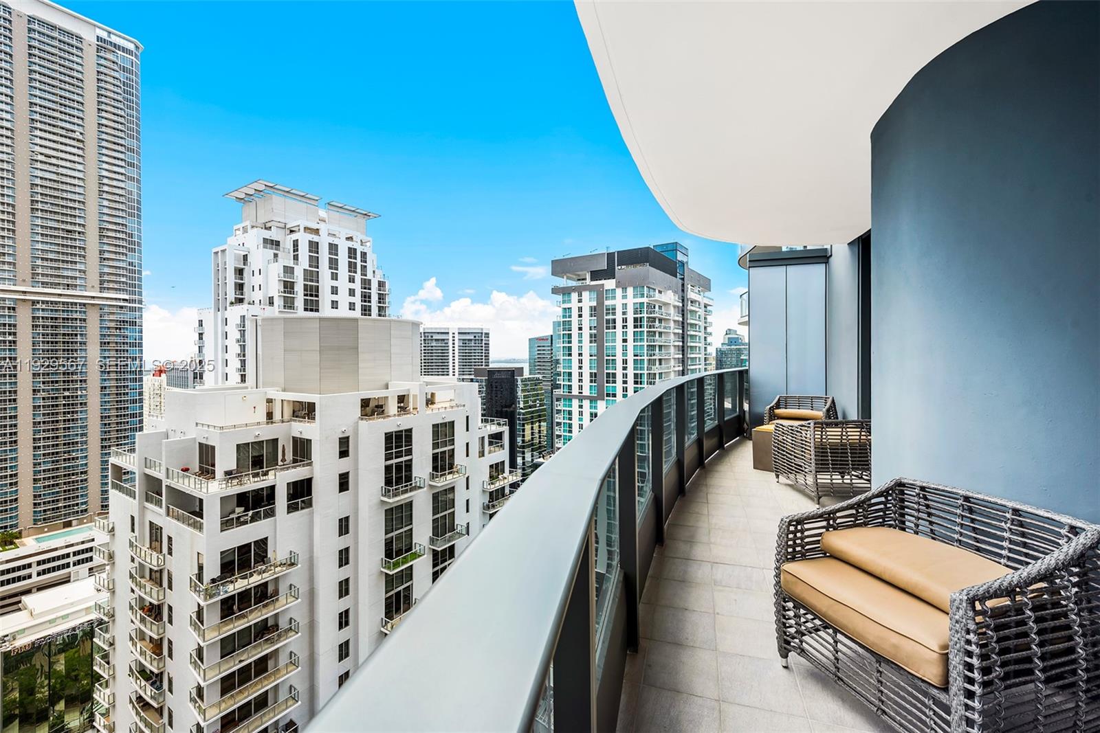 1000 Brickell Plaza 4005 Property Photo 18