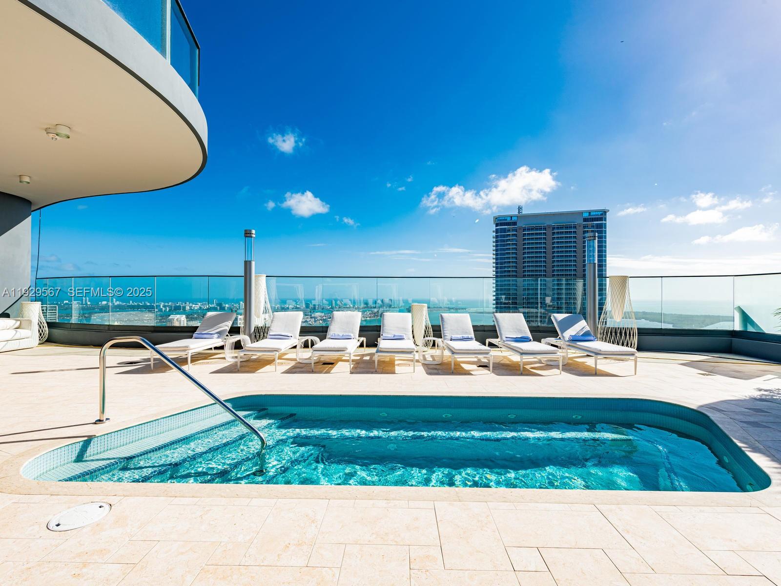 1000 Brickell Plaza 4005 Property Photo 19