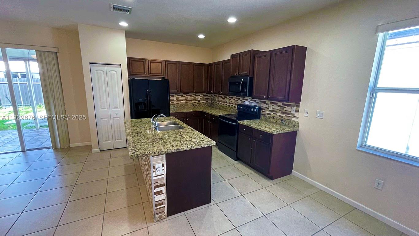 22912 Sw 115th Court Property Photo 11
