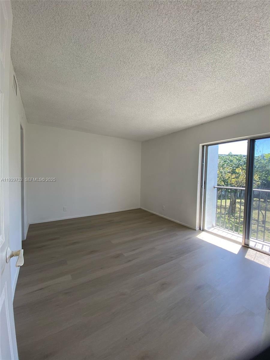 8740 N Sherman Circle 305 Property Photo 8