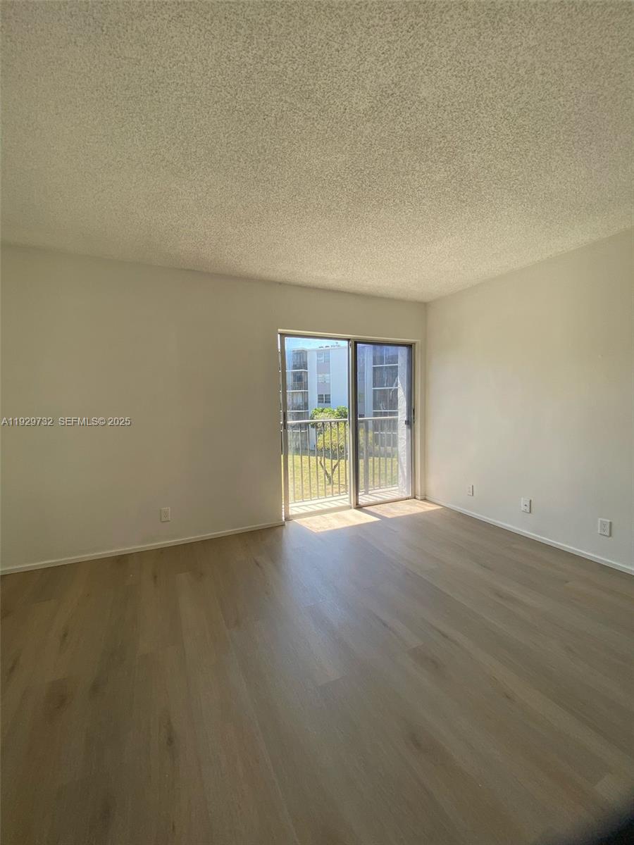 8740 N Sherman Circle 305 Property Photo 15