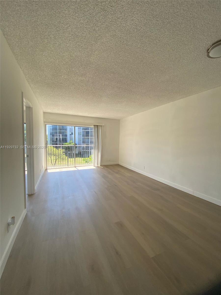 8740 N Sherman Circle 305 Property Photo 19
