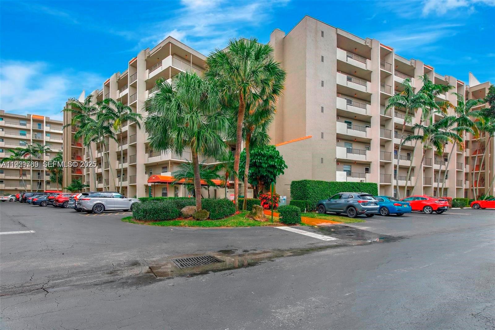 3930 Inverrary Boulevard 405-d Property Photo 43