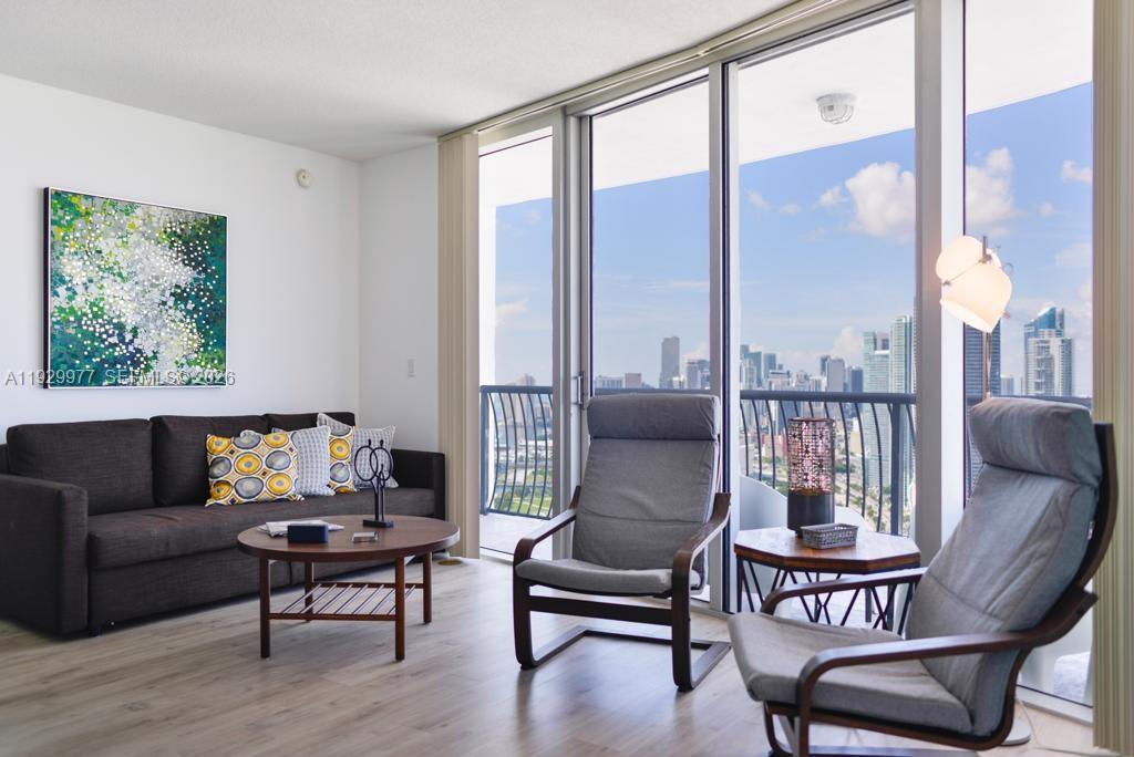 1750 N Bayshore Drive 4814 Property Photo 18