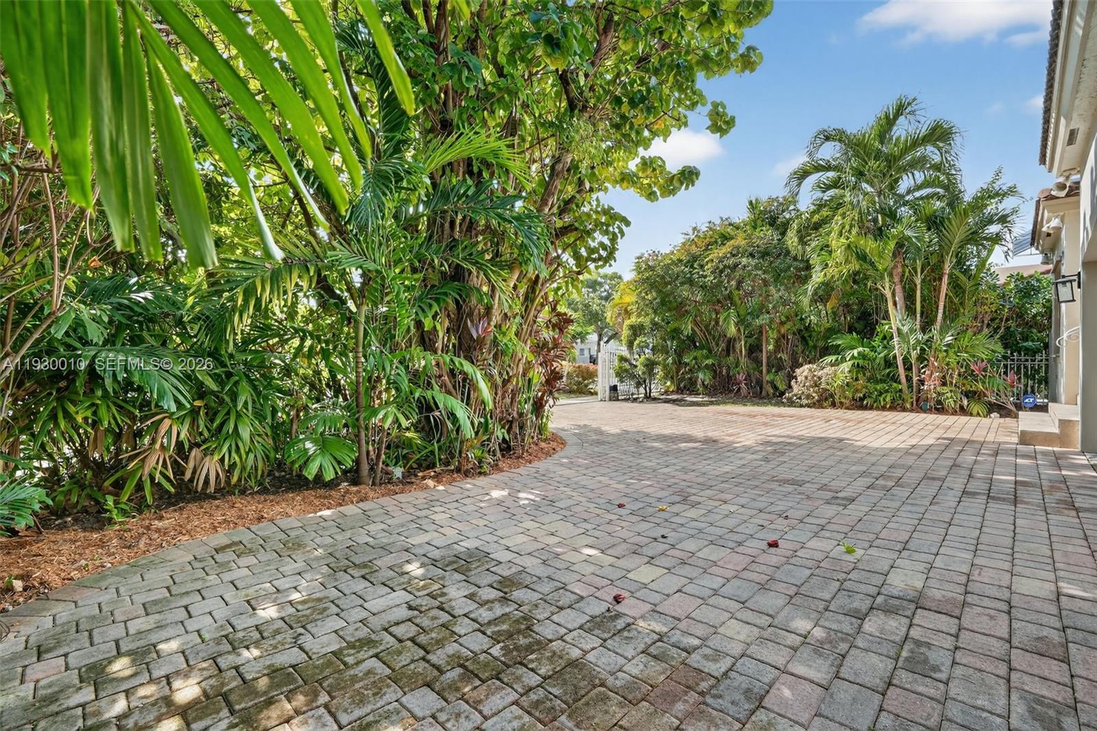 2913 Sw 13th Street Property Photo 5
