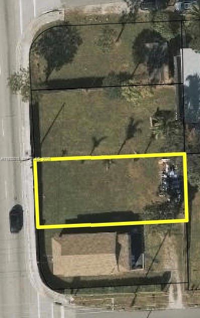 6971 Nw 17th Avenue Property Photo 2