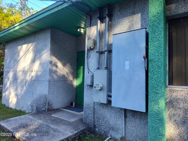 A11930078 Property Photo 17