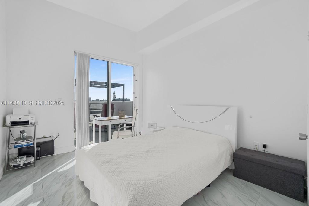 10 S River Drive 608 Property Photo 14