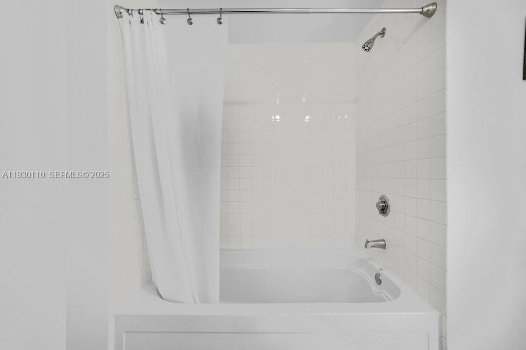 10 S River Drive 608 Property Photo 16