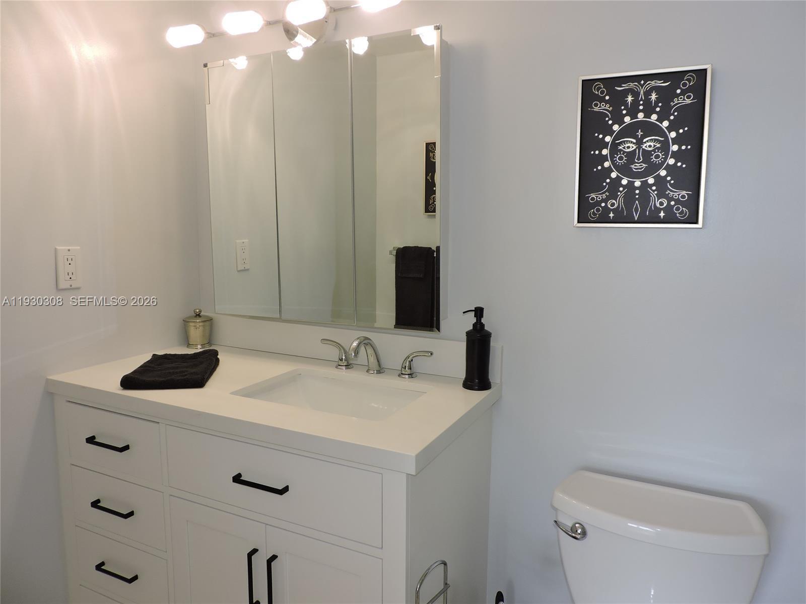 324 Se 10th Street 207 Property Photo 25
