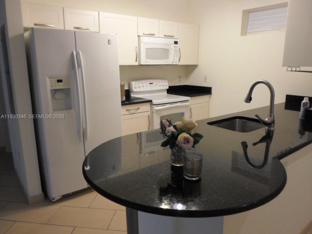 7275 Sw 90th Way G 611 Property Photo 25