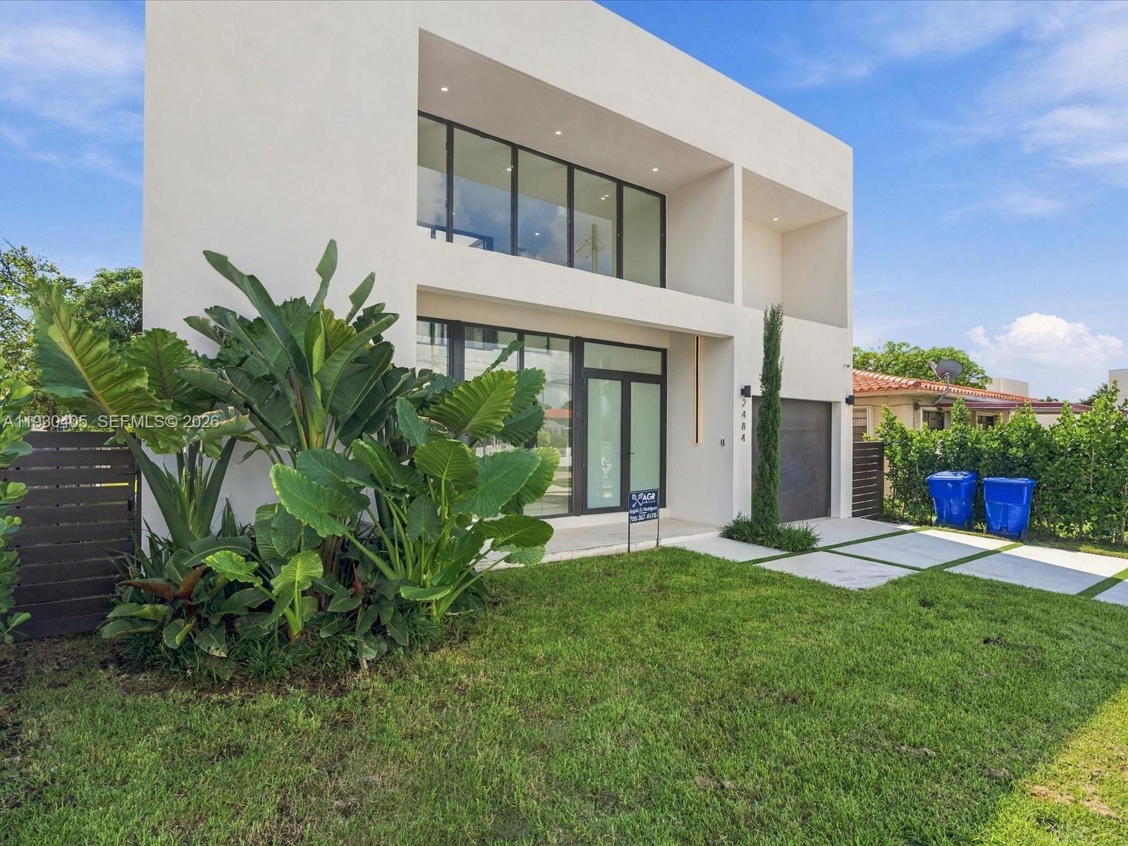 2484 Sw 18th Street Property Photo 4