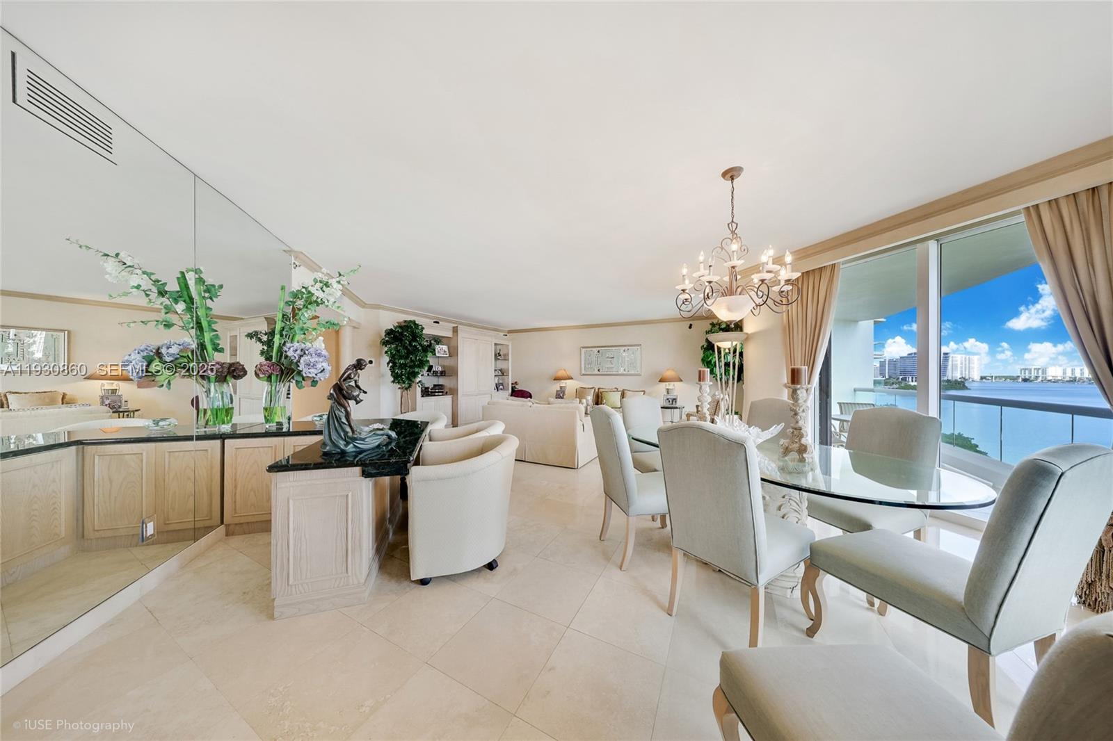 2600 Island Boulevard 703 Property Photo 10
