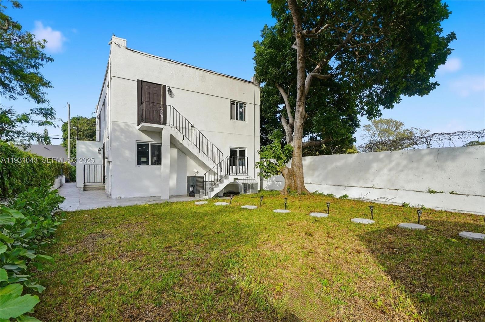 1590 Nw 38th Street 1 Property Photo 32