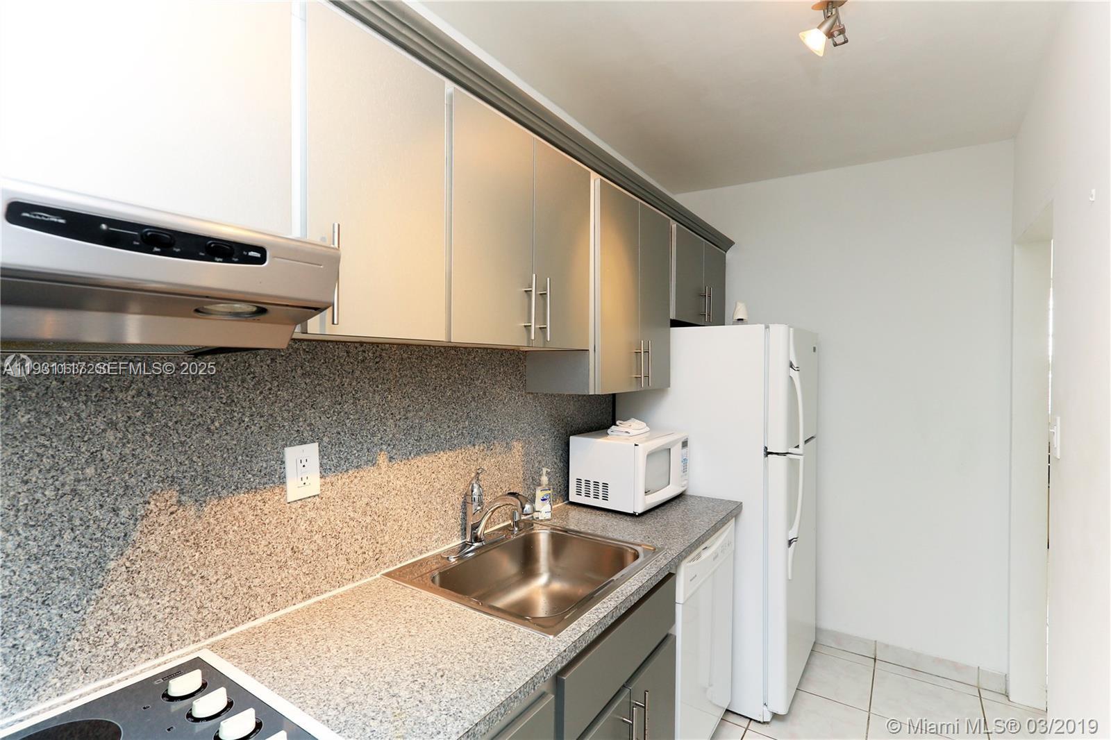 100 Lincoln Road 509 Property Photo 7