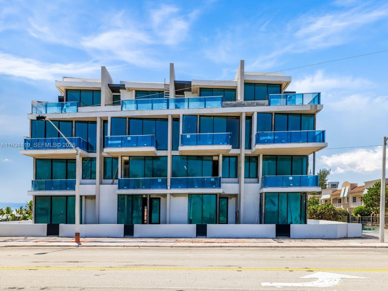 491 N Ocean Boulevard 4 Property Photo 3