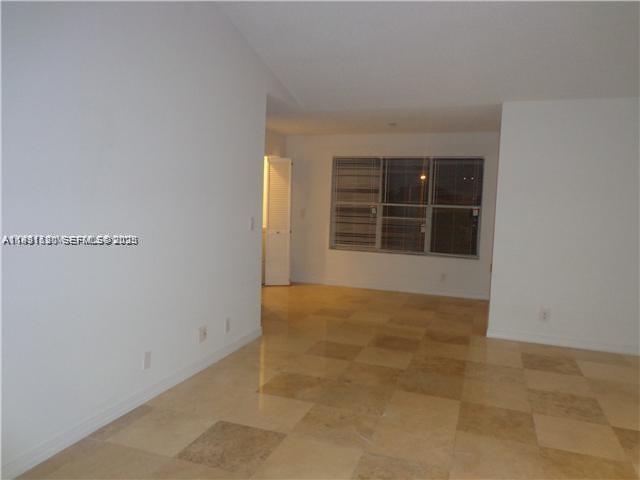 3300 N Pinewalk Drive N 1928 Property Photo 4