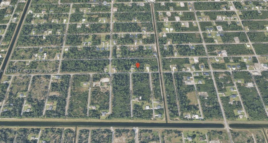 3408 61st Street W Property Photo 3