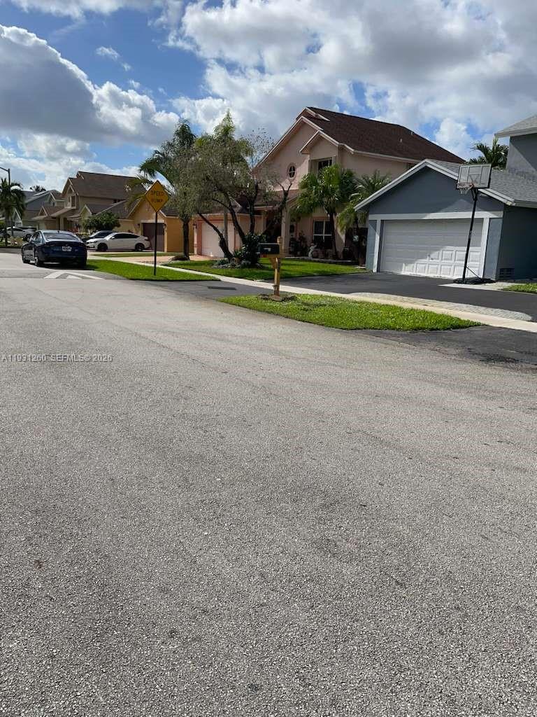 A11931260 Property Photo 4