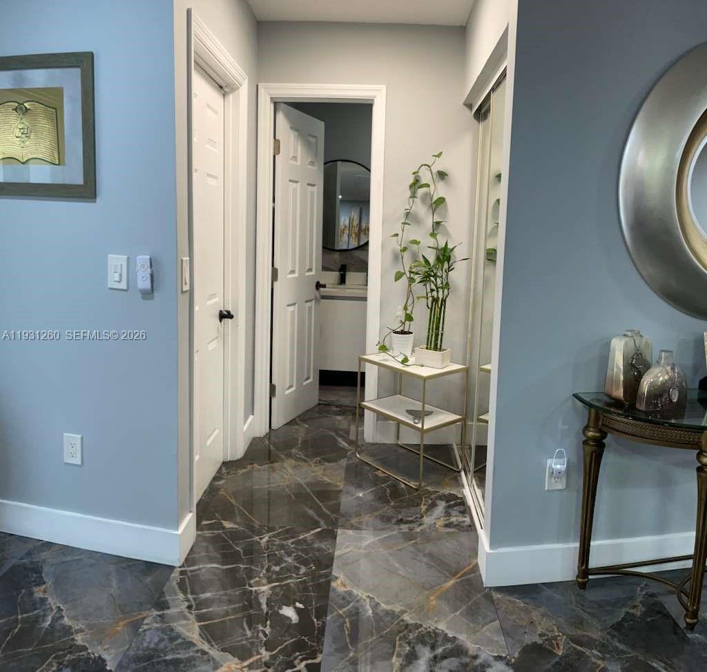 A11931260 Property Photo 19