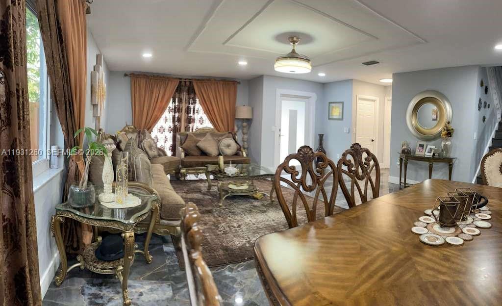 A11931260 Property Photo 22