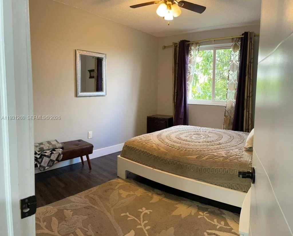 A11931260 Property Photo 40