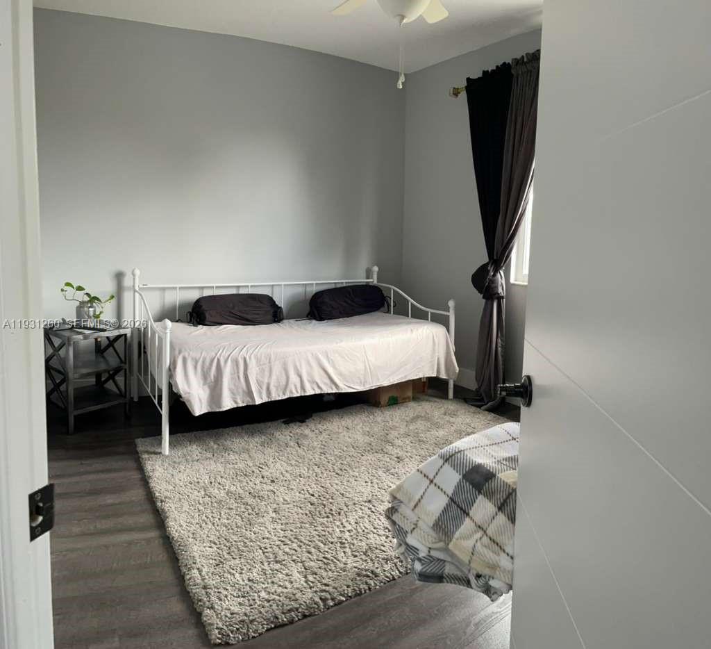 A11931260 Property Photo 45