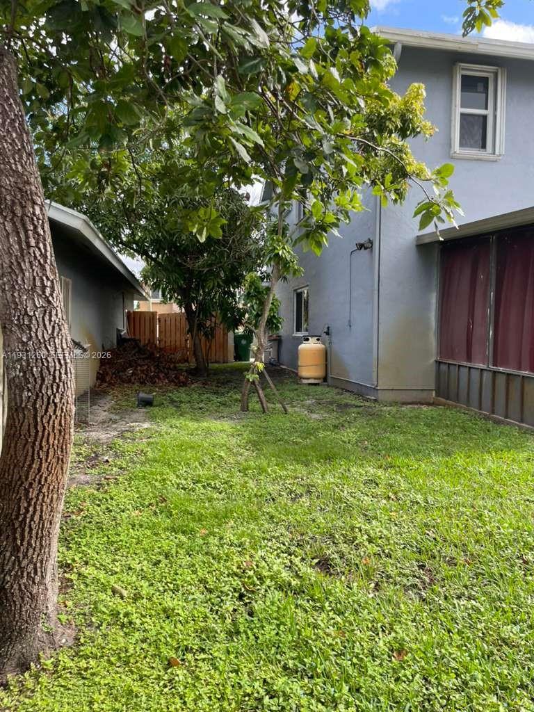 A11931260 Property Photo 57
