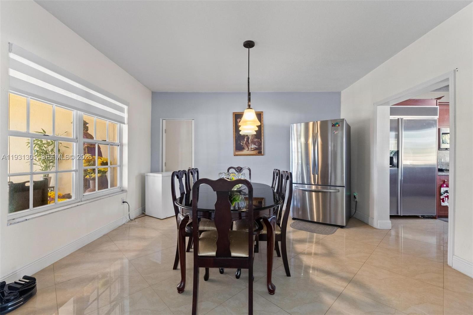 A11931301 Property Photo 34