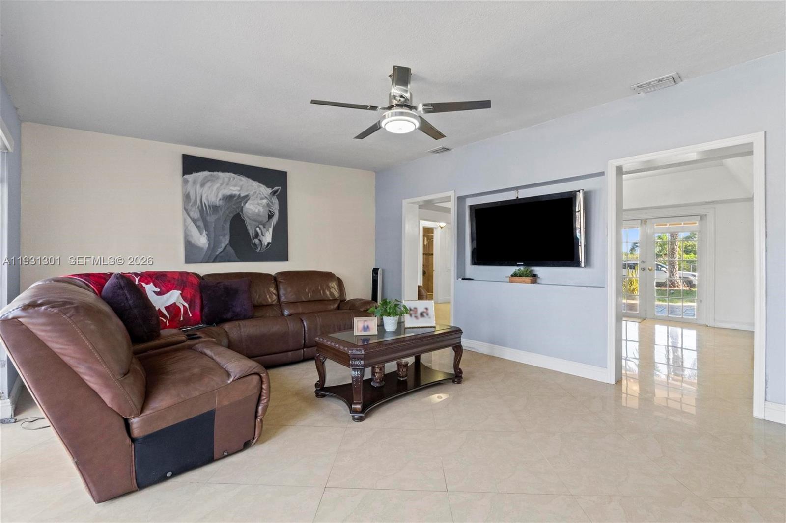 A11931301 Property Photo 38