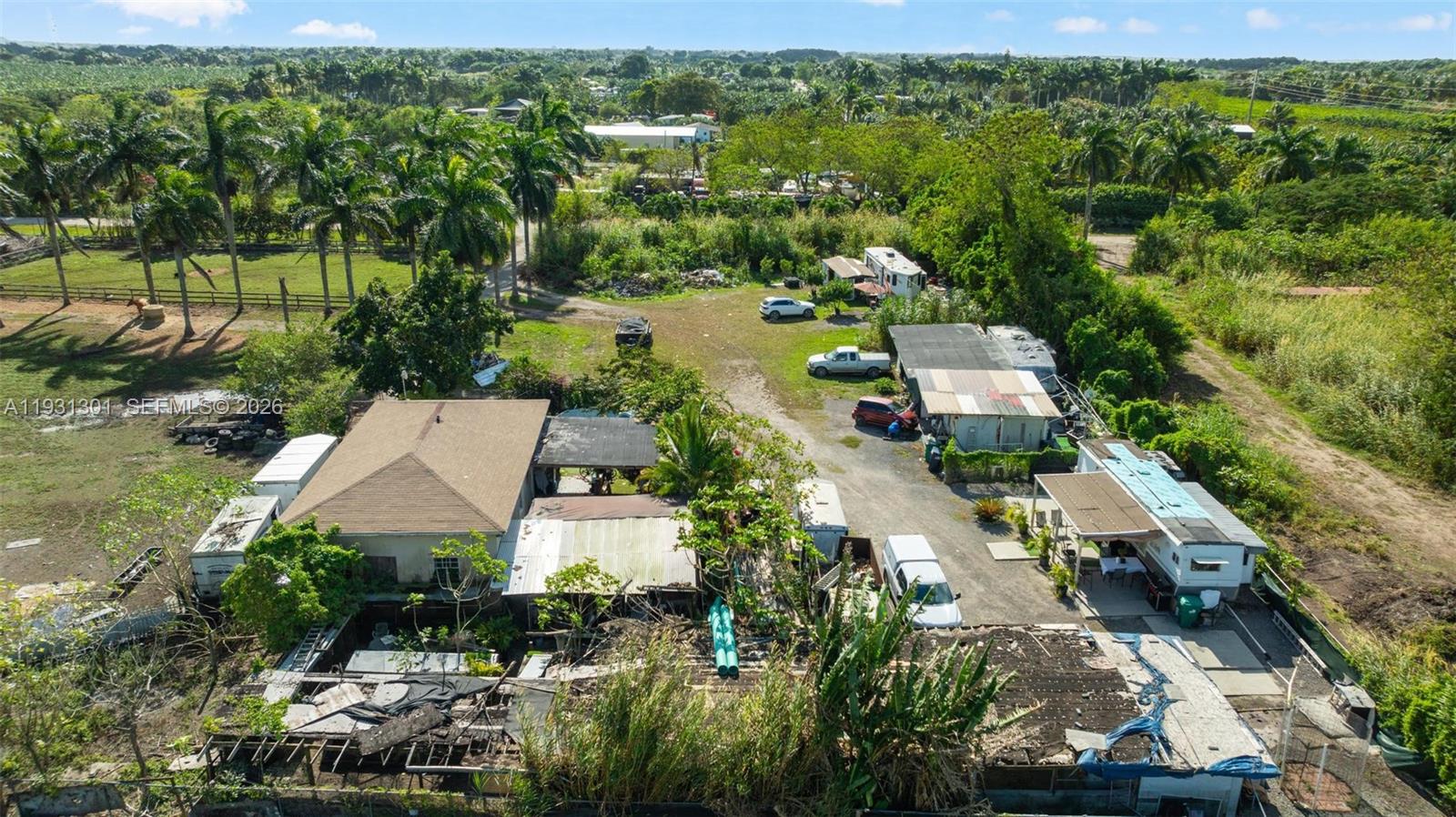 A11931301 Property Photo 40