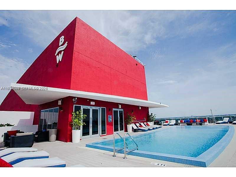 2602 E Hallandale Beach Boulevard R3010 Property Photo 3