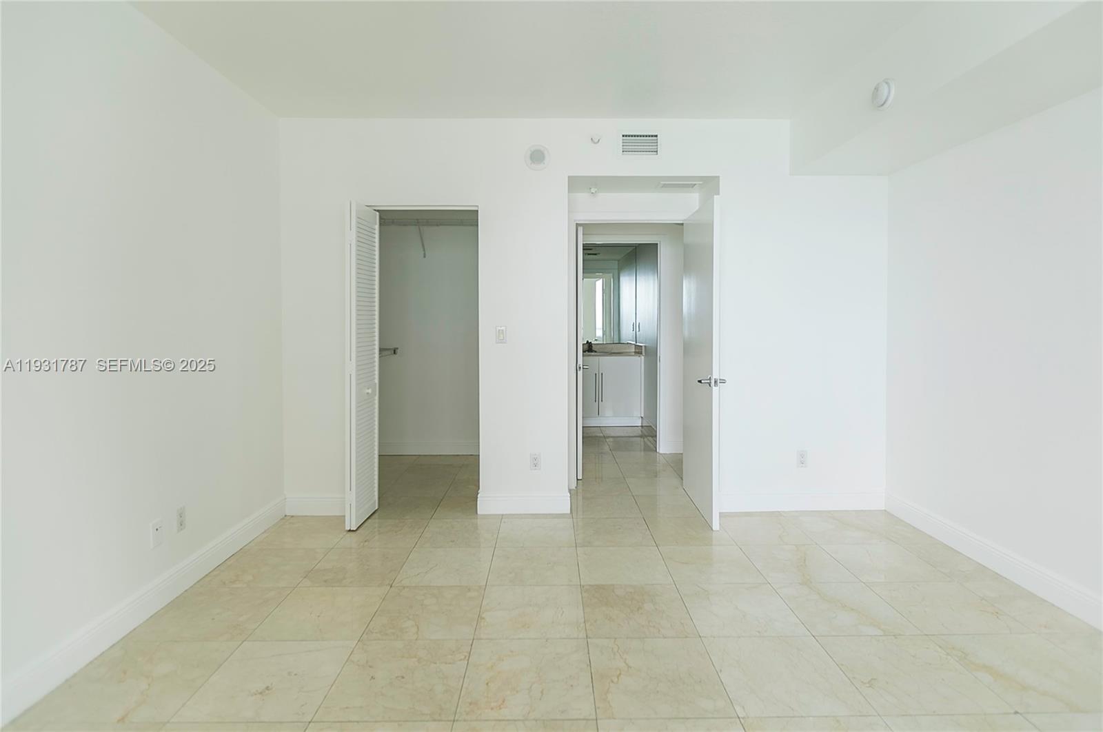 335 S Biscayne Boulevard 2710 Property Photo 15