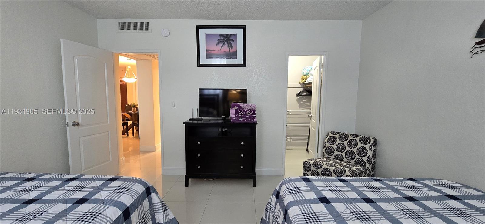 4001 S Ocean Drive 4j Property Photo 8