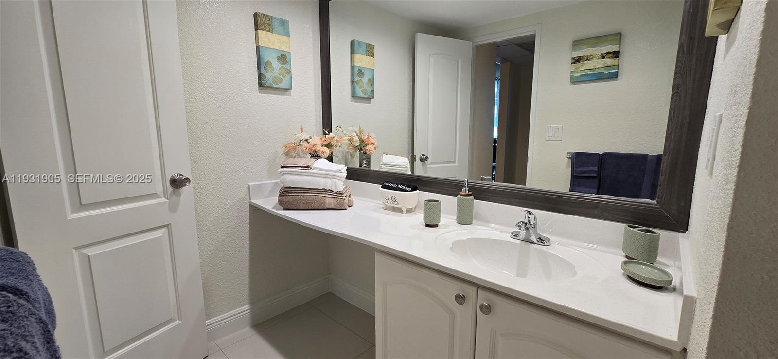 4001 S Ocean Drive 4j Property Photo 12