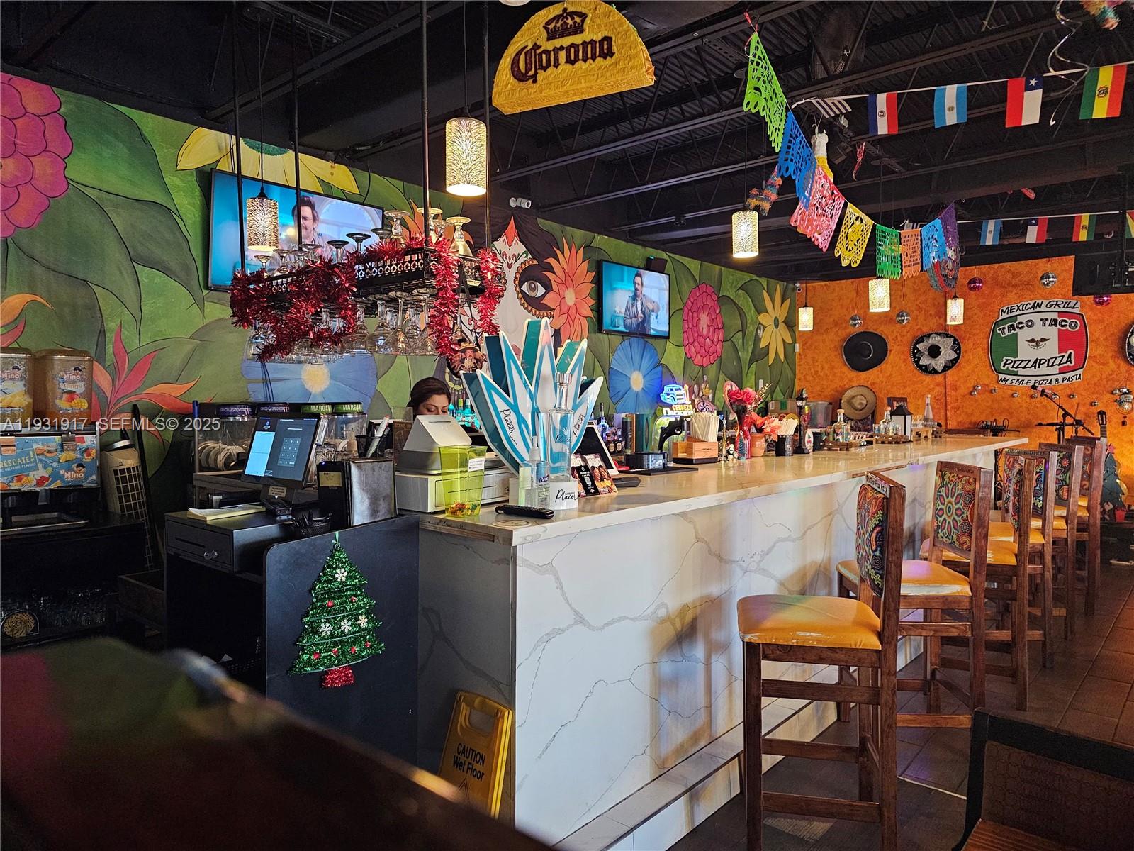 A11931917 Property Photo 4