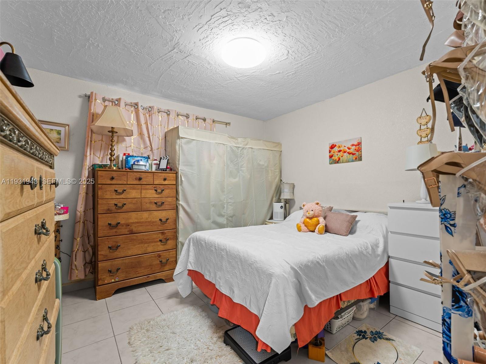 1655 W 44th Place 448 Property Photo 14