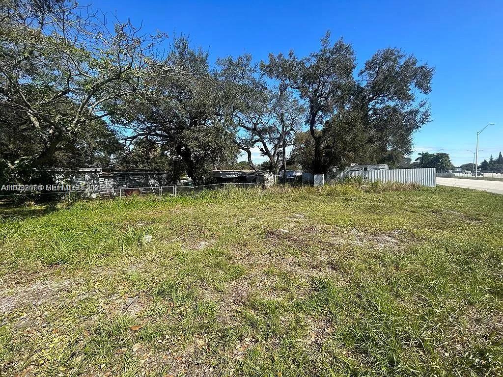 2451 Nw 167th Street Property Photo 3