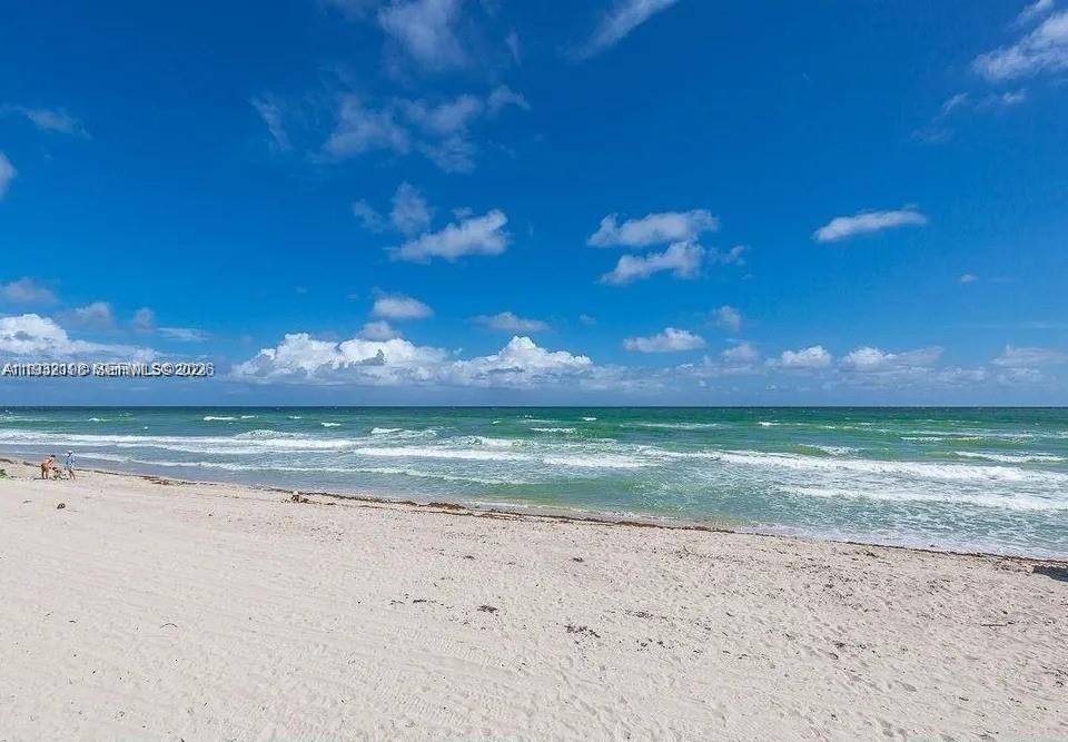 3725 S Ocean Drive 508 (AVAILABLE) Property Photo 1