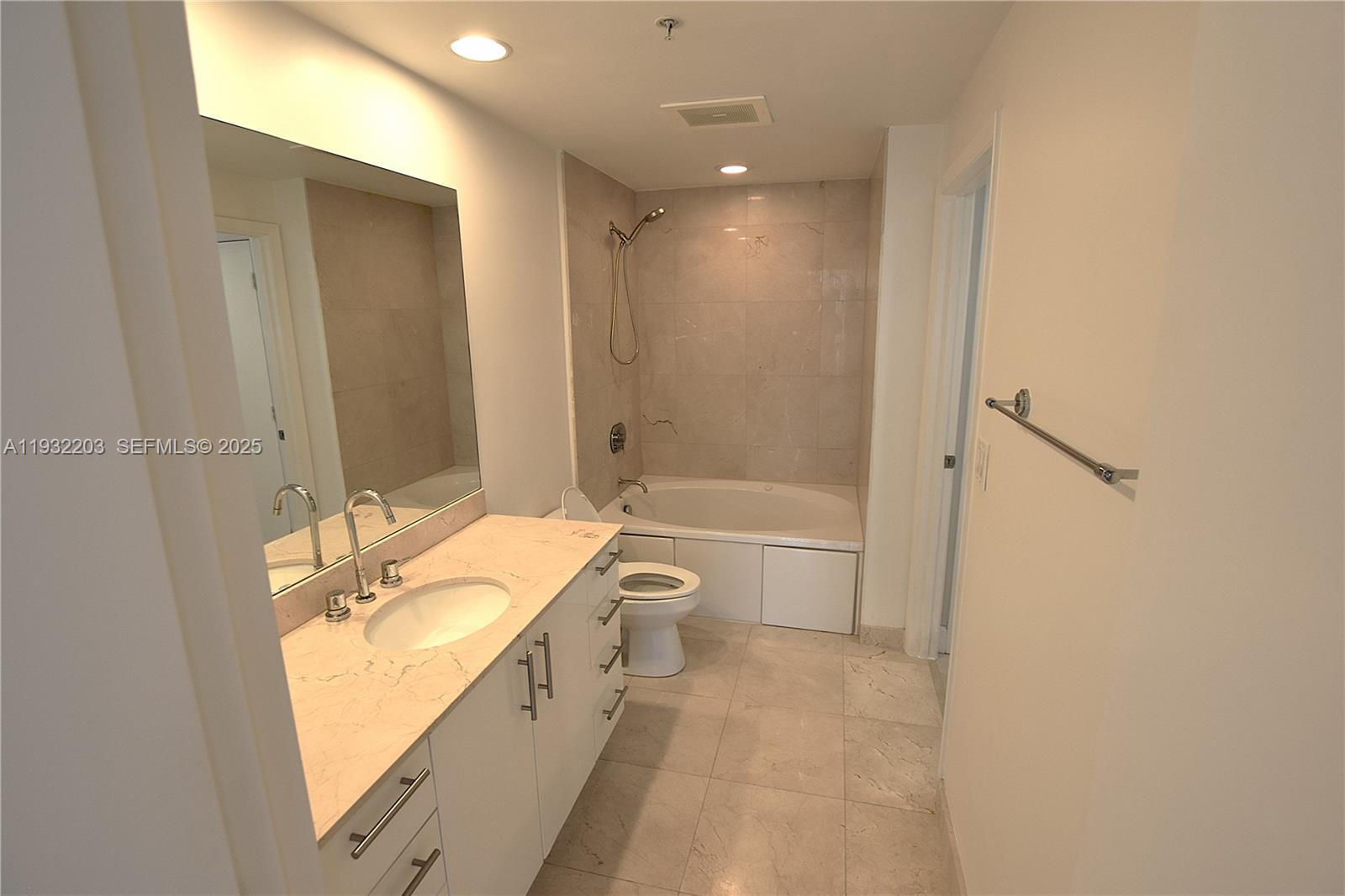550 Okeechobee Boulevard 1216 Property Photo 54