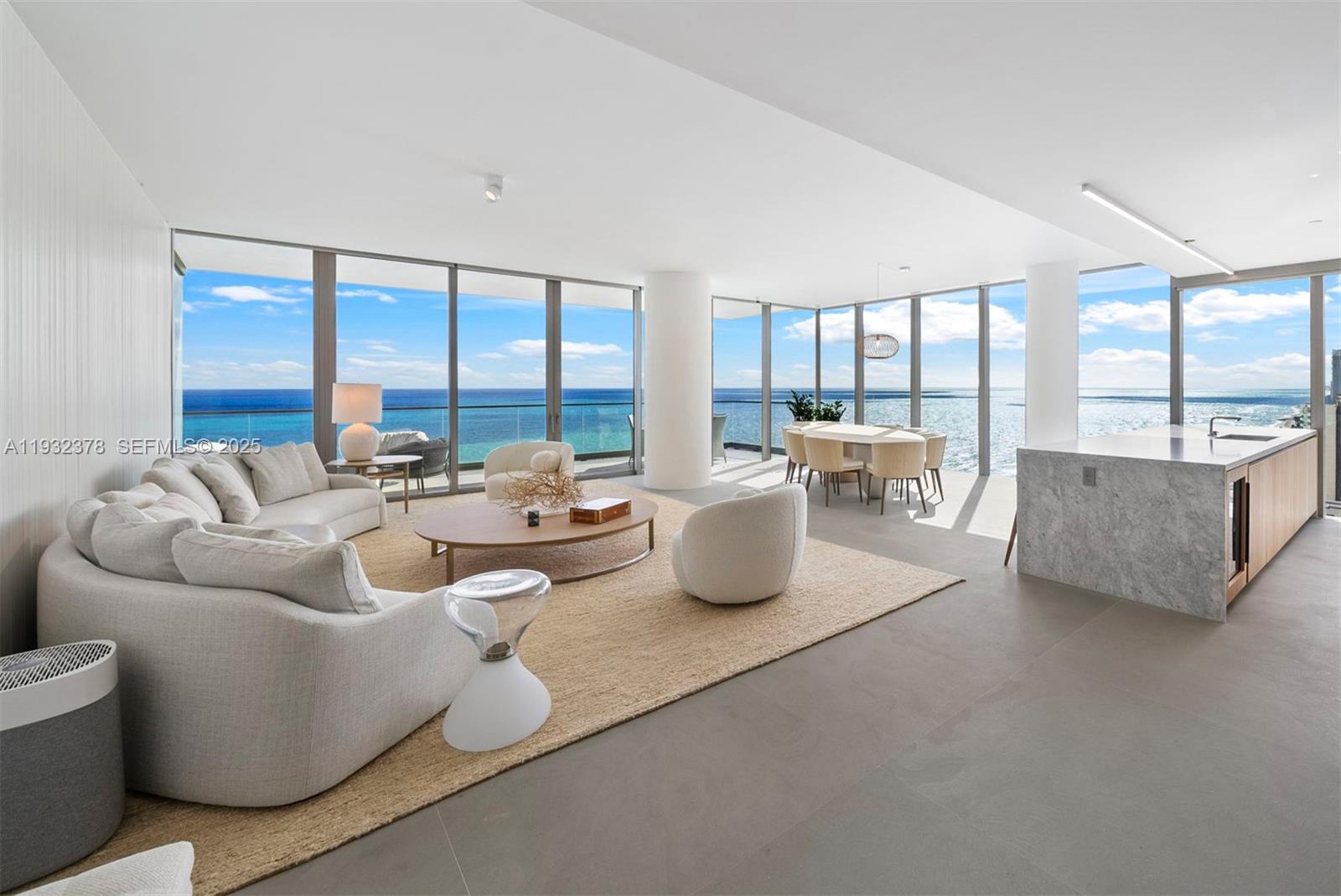 2000 S Ocean Drive 18B